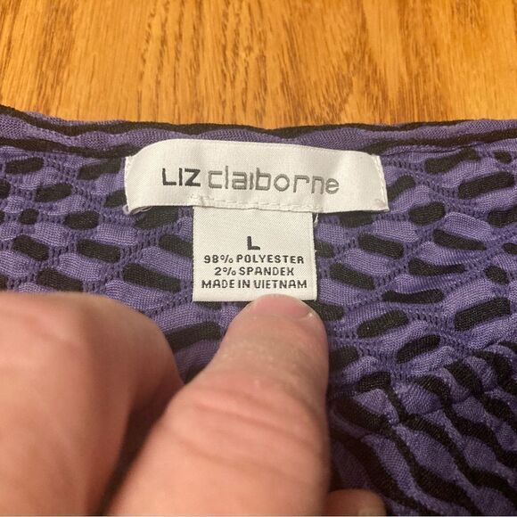 Liz Claiborne Textured Sleeveless Top - Picture 6 of 6